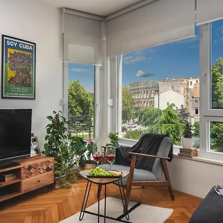 Place To Be - Center * Póla