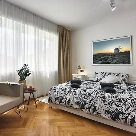 Place To Be - Center