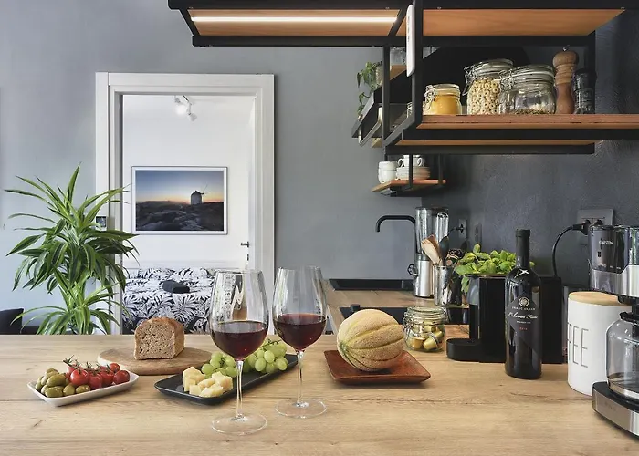 Place To Be - In The Centre With Private Parking * Pula