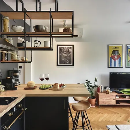 Place To Be - Center Apartamento Pula